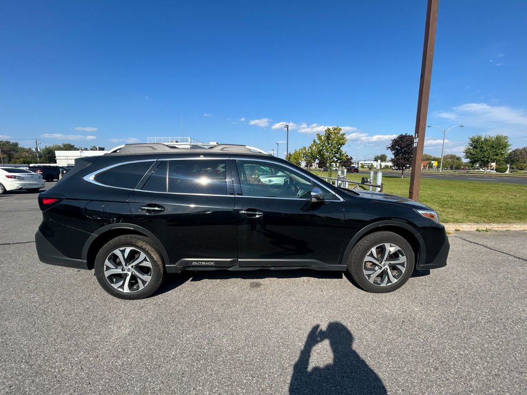 Outback Premier XT 2022 à Brossard, Québec - 3 - w1024h768px