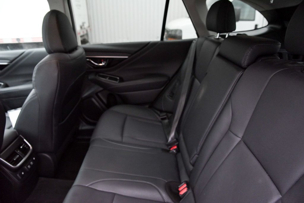 2022 Subaru Outback Limited XT, 2.4 TURBO, CUIR, TOIT OUV in Brossard, Quebec - 22 - w1024h768px
