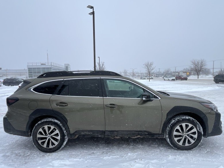 2023 Subaru Outback Touring // :TOIT, ECRAN 11.6, EYESIGHT, BANCS CHA in Brossard, Quebec - 8 - w1024h768px