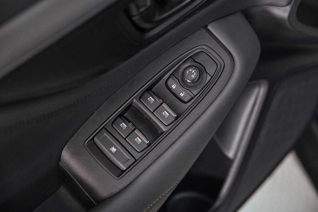 2023 Subaru Outback Wilderness // 2.4T, SIEGES CHAUFF., CARPLAY, TOIT in Brossard, Quebec - 9 - w1024h768px