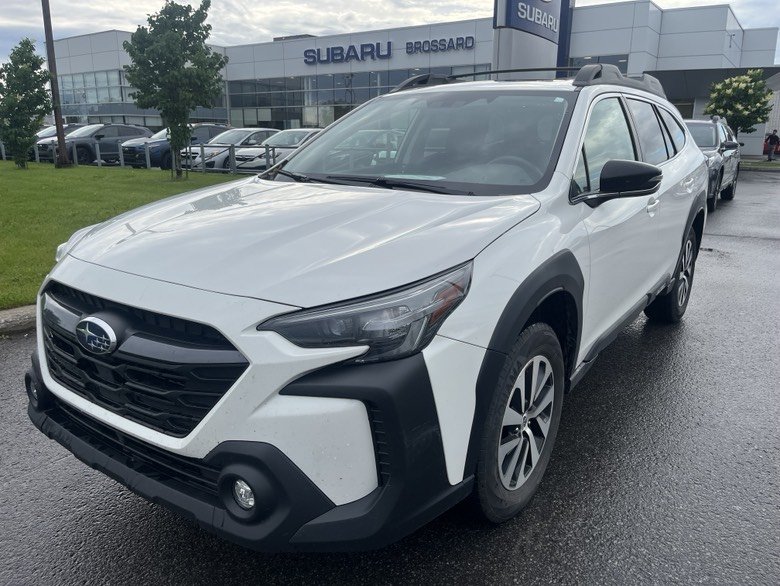 2023 Subaru Outback Touring // TOIT, ECRAN 11.6, EYESIGHT, BANCS CHAUF in Brossard, Quebec - 1 - w1024h768px