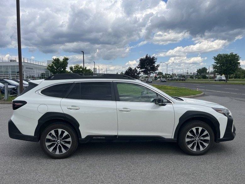 2024 Subaru Outback Limited XT // 2.4T, SIEGES CHAUFF., CARPLAY, TOIT in Brossard, Quebec - 5 - w1024h768px