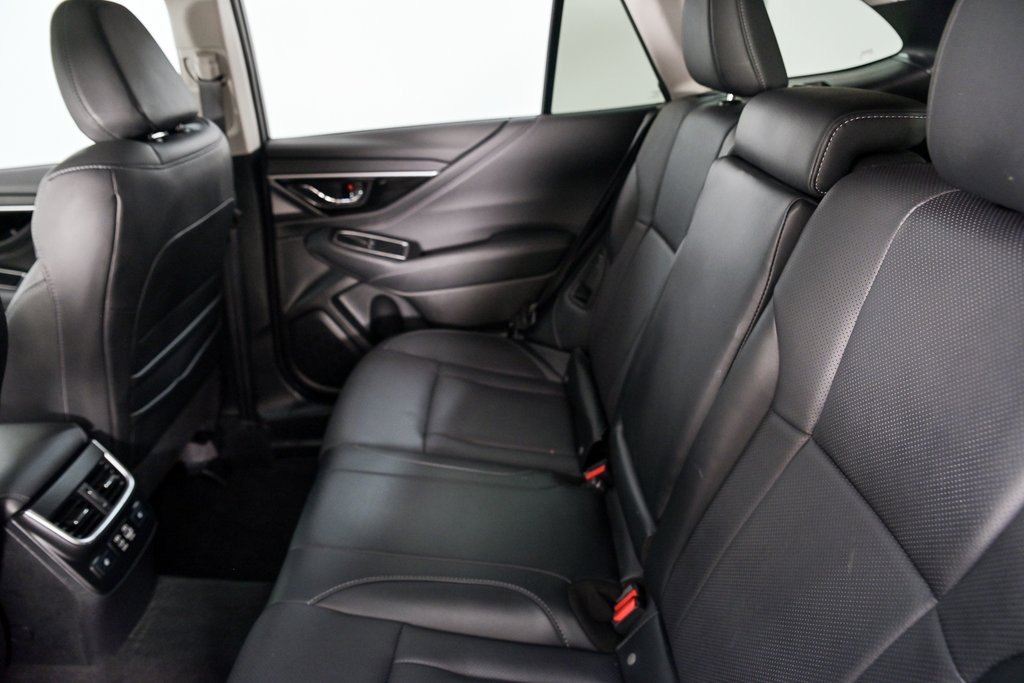 2024 Subaru Outback Limited XT // 2.4T, SIEGES CHAUFF., CARPLAY, TOIT in Brossard, Quebec - 23 - w1024h768px
