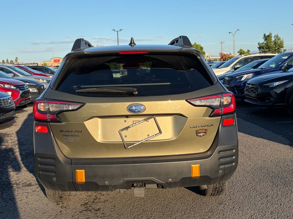 2024 Subaru Outback Wilderness // 2.4T, SIEGES CHAUFF., CARPLAY, TOIT in Brossard, Quebec - 4 - w1024h768px