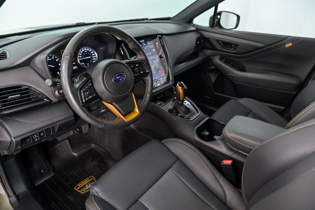 2025 Subaru Outback Wilderness // 2.4T, SIEGES CHAUFF., CARPLAY, TOIT in Brossard, Quebec - 12 - w1024h768px