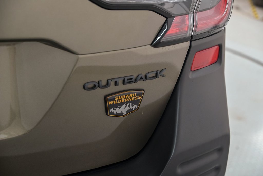 2025 Subaru Outback Wilderness // 2.4T, SIEGES CHAUFF., CARPLAY, TOIT in Brossard, Quebec - 8 - w1024h768px
