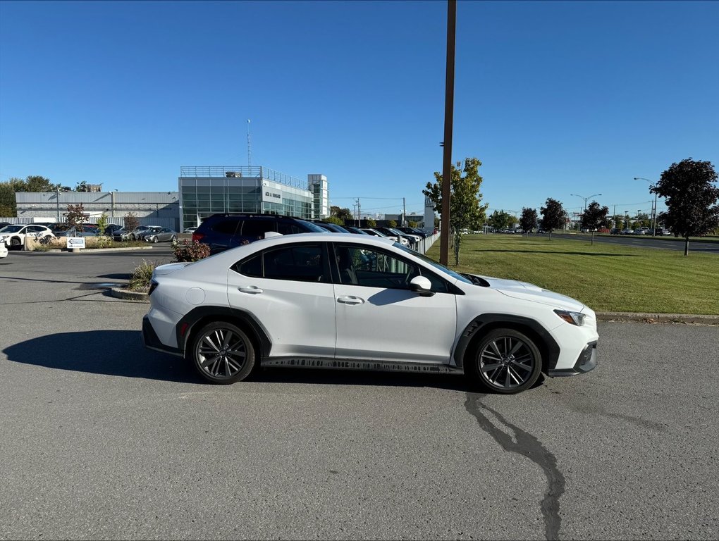 WRX  2022 à Brossard, Québec - 2 - w1024h768px