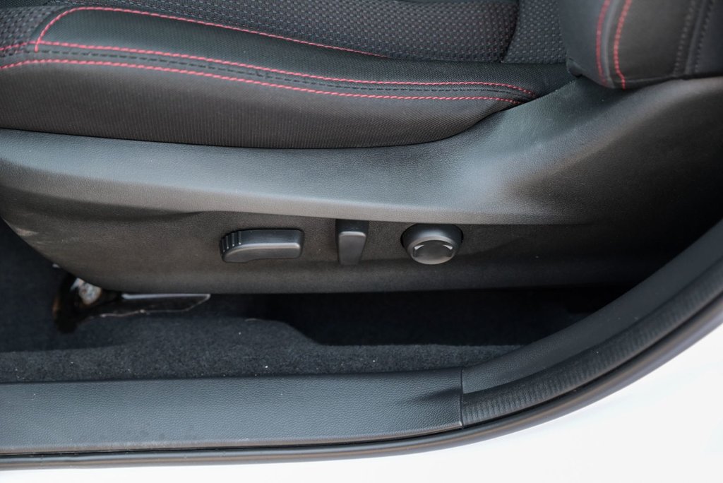 2022 Subaru WRX Sport,TOIT OUV,ECRAN 11.6P in Brossard, Quebec - 9 - w1024h768px
