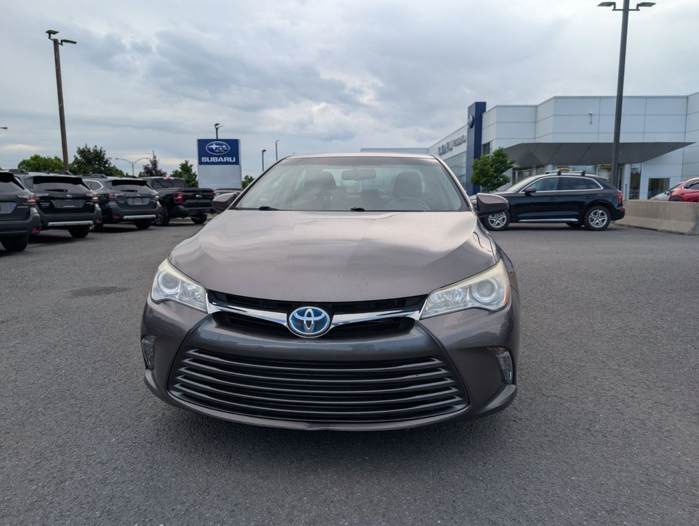 Toyota Camry Hybrid  2015 à Brossard, Québec - 2 - w1024h768px