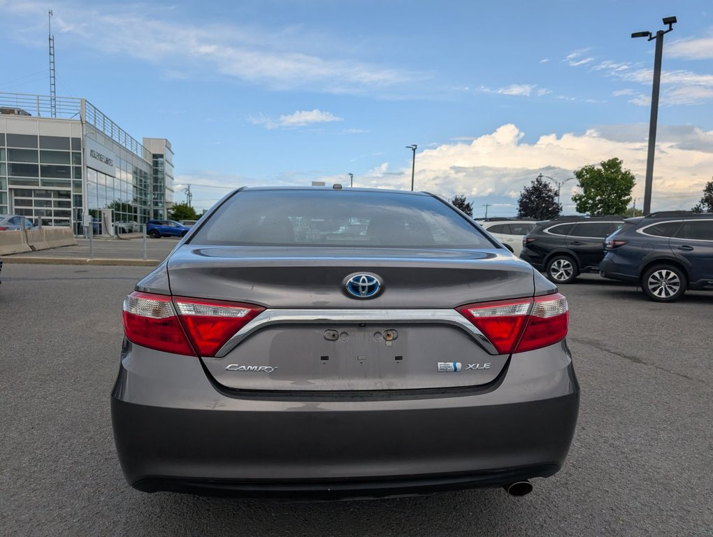 Toyota Camry Hybrid  2015 à Brossard, Québec - 6 - w1024h768px