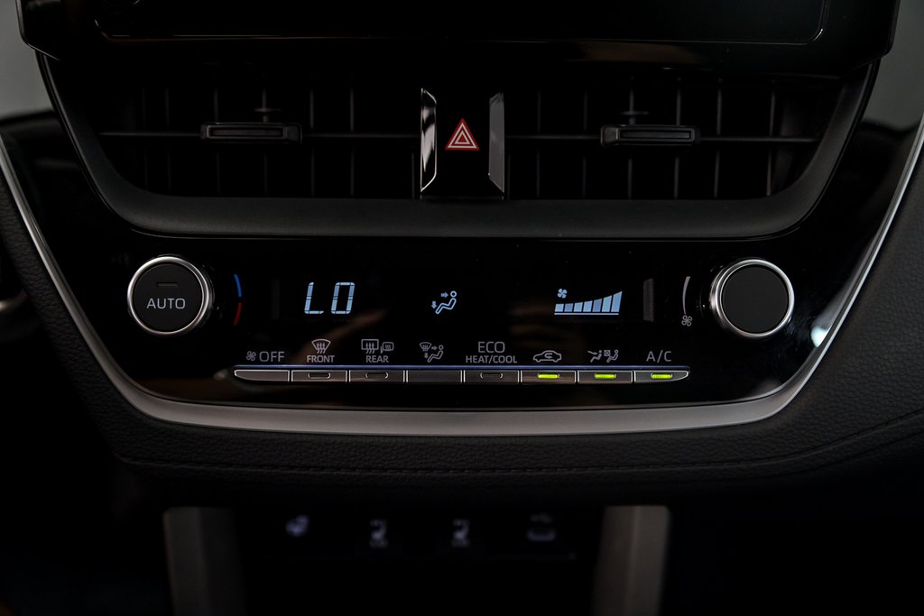 2023 Toyota Corolla Cross LE in Brossard, Quebec - 19 - w1024h768px
