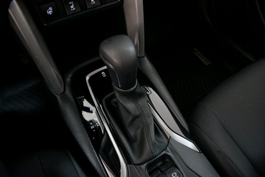 2023 Toyota Corolla Cross LE in Brossard, Quebec - 20 - w1024h768px