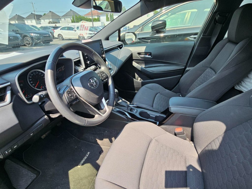 2019 Toyota Corolla Hatchback SE in Brossard, Quebec - 10 - w1024h768px