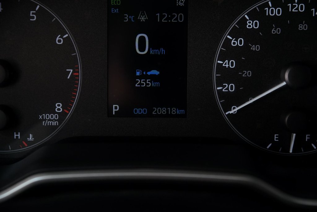 2023 Toyota Corolla Hatchback in Brossard, Quebec - 14 - w1024h768px