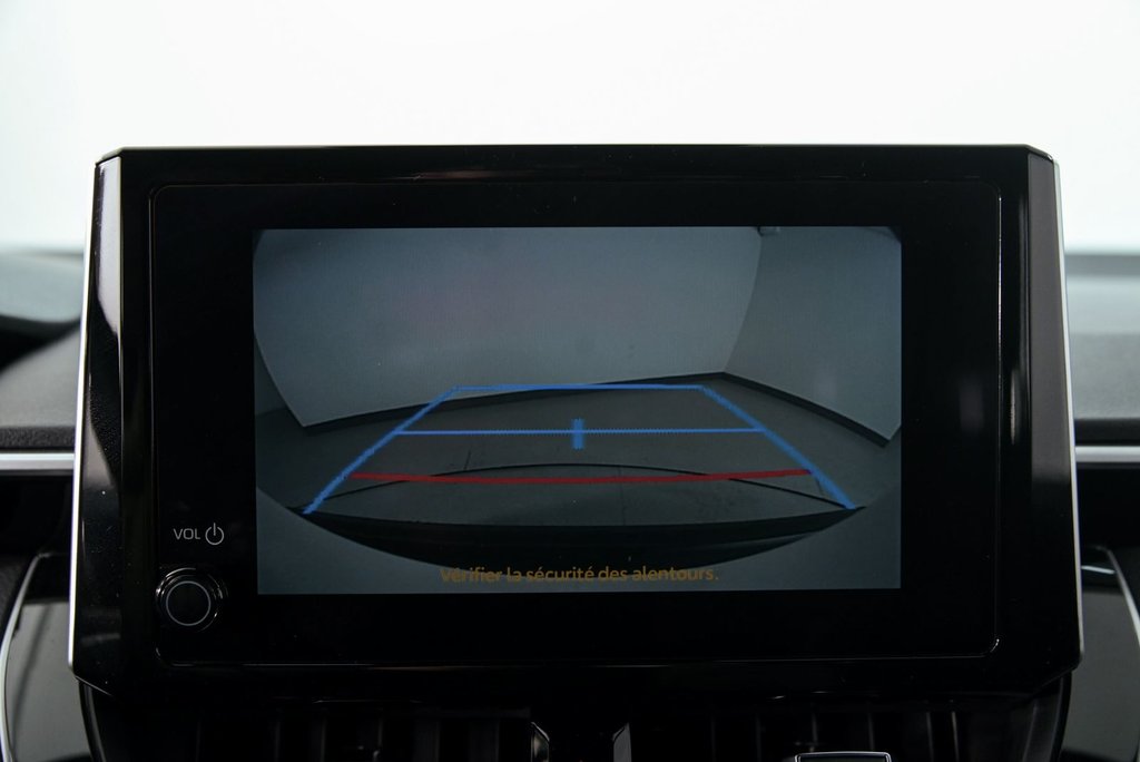 2023 Toyota Corolla Hatchback in Brossard, Quebec - 18 - w1024h768px