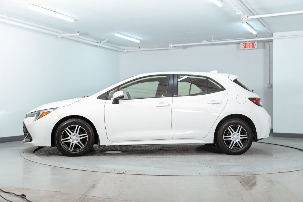 2023 Toyota Corolla Hatchback in Brossard, Quebec - 4 - w1024h768px