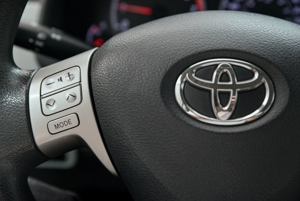 Toyota Corolla  2012 à Brossard, Québec - 13 - w1024h768px
