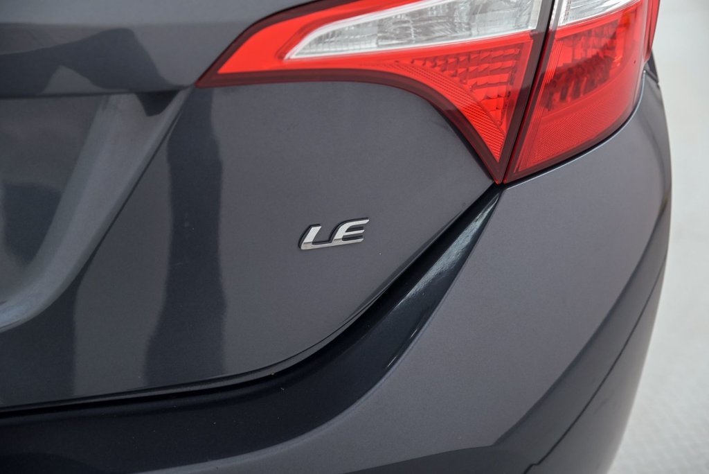 2014 Toyota Corolla LE in Brossard, Quebec - 8 - w1024h768px