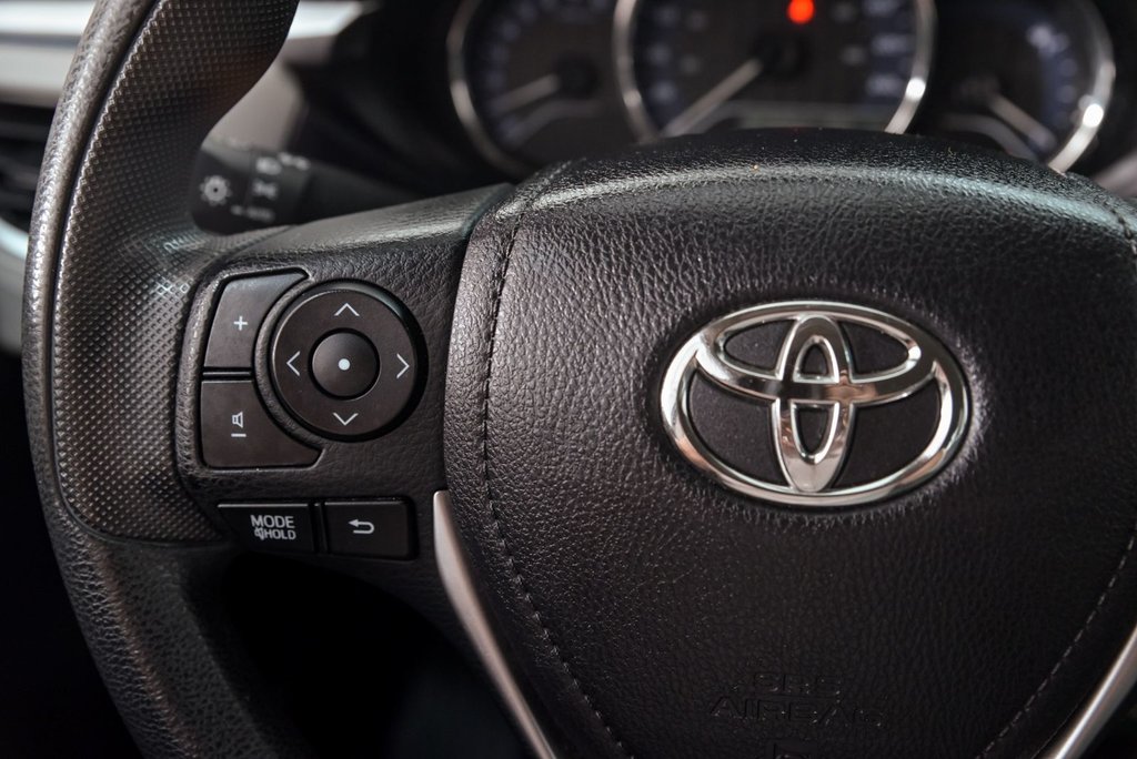 2014 Toyota Corolla LE in Brossard, Quebec - 16 - w1024h768px