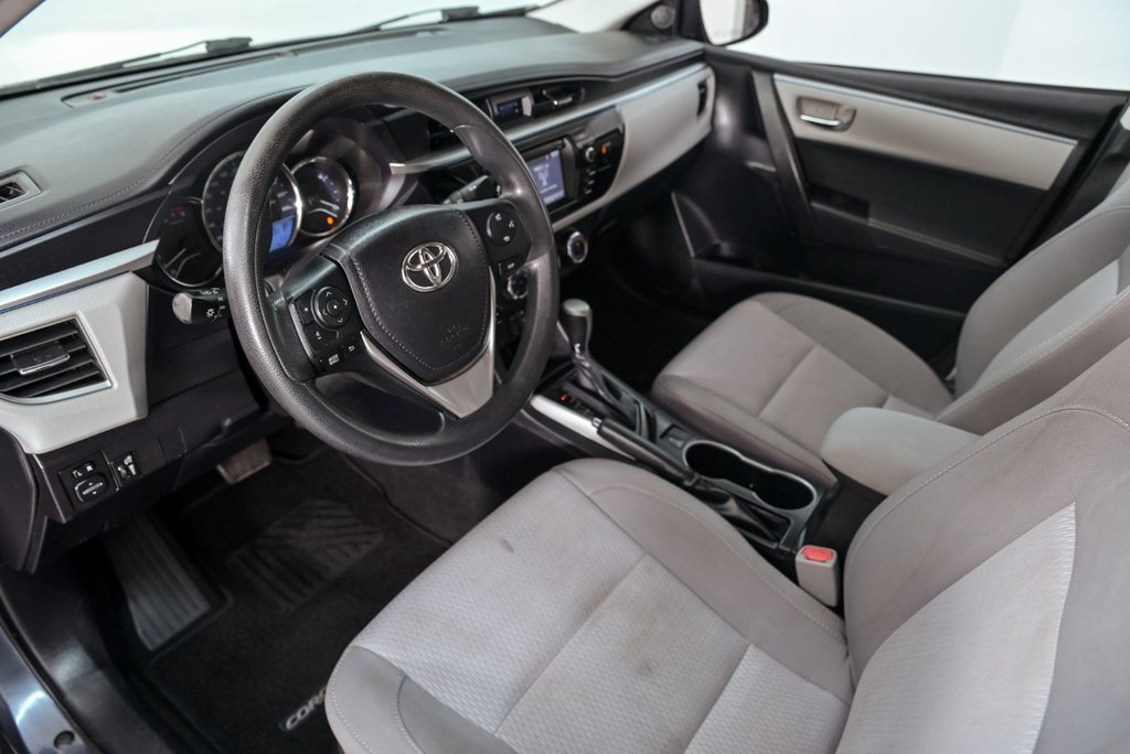 2014 Toyota Corolla LE in Brossard, Quebec - 12 - w1024h768px