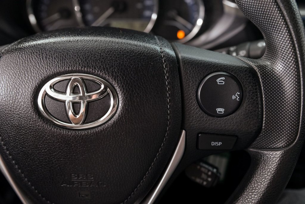 2014 Toyota Corolla LE in Brossard, Quebec - 15 - w1024h768px