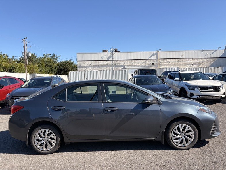 Toyota Corolla LE 2019 à Brossard, Québec - 7 - w1024h768px