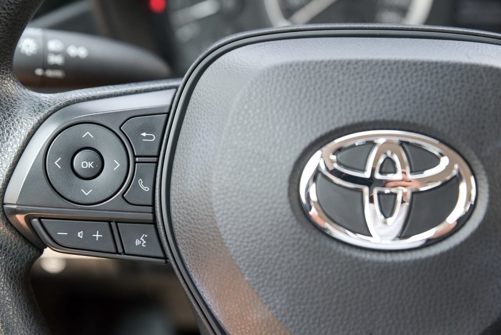 Toyota Corolla LE 2022 à Brossard, Québec - 14 - w1024h768px
