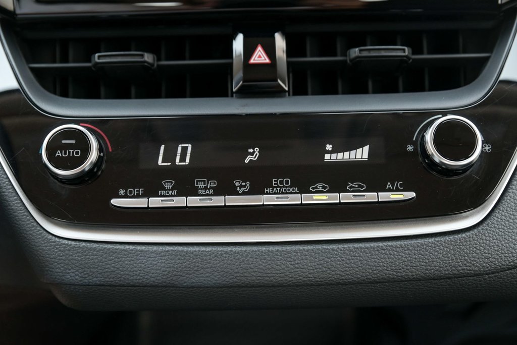 Toyota Corolla LE 2022 à Brossard, Québec - 17 - w1024h768px