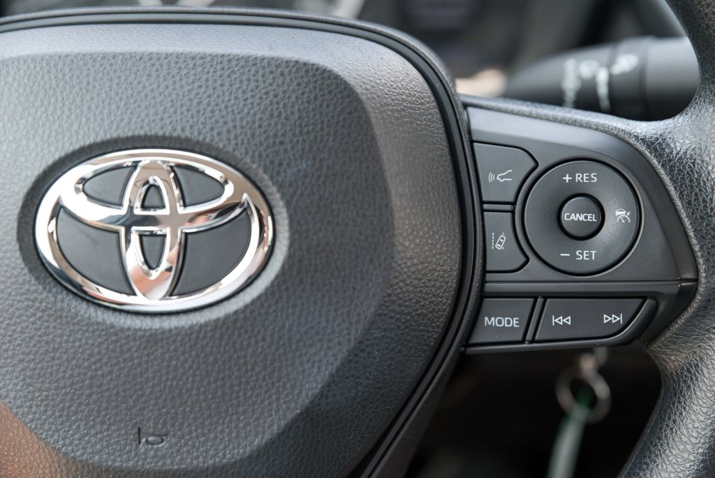Toyota Corolla LE 2022 à Brossard, Québec - 13 - w1024h768px