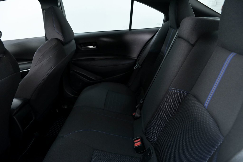 2022 Toyota Corolla SE in Brossard, Quebec - 22 - w1024h768px