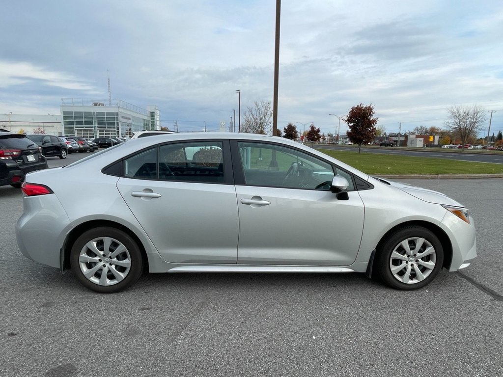 Toyota Corolla  2022 à Brossard, Québec - 8 - w1024h768px
