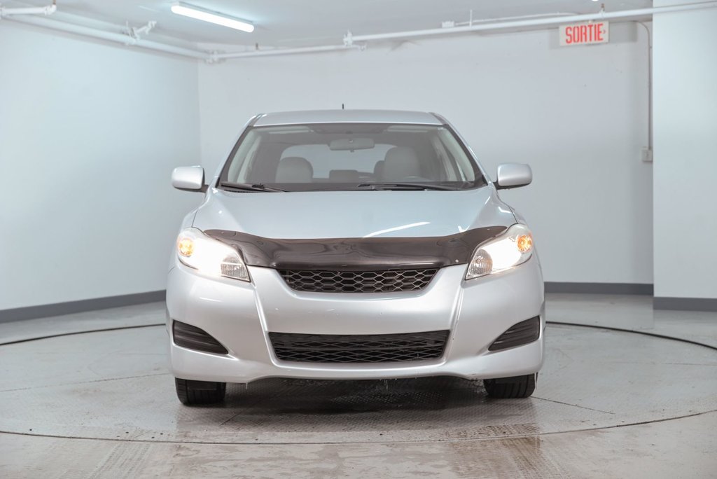 2010 Toyota Matrix XR in Brossard, Quebec - 6 - w1024h768px