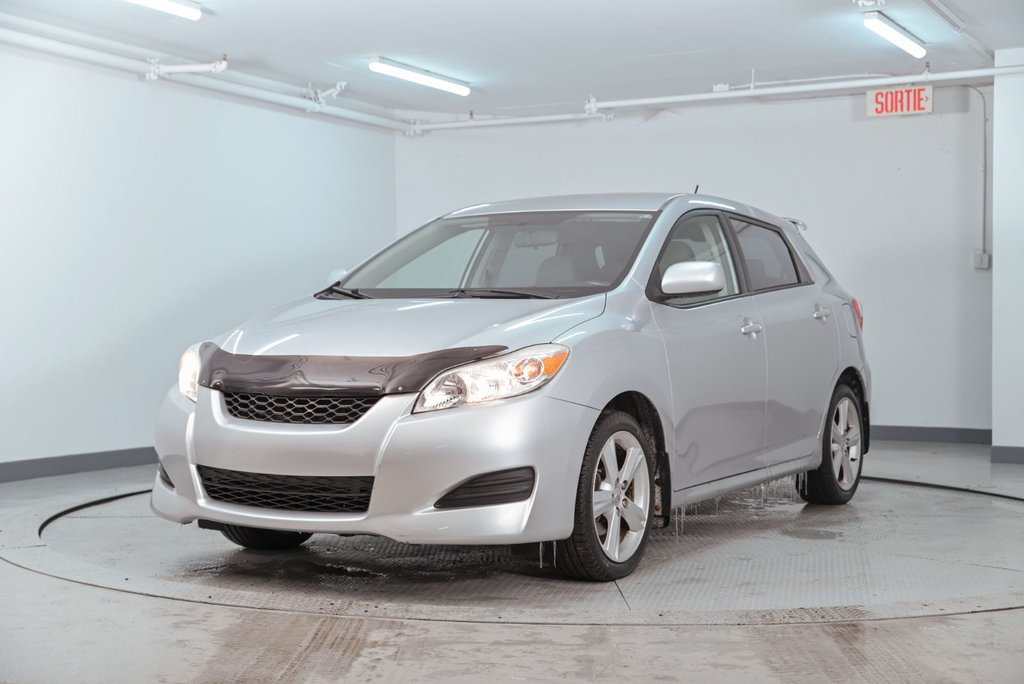 2010 Toyota Matrix XR in Brossard, Quebec - 5 - w1024h768px