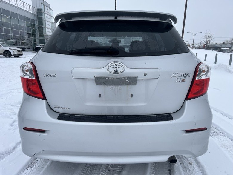 2010 Toyota Matrix XR in Brossard, Quebec - 5 - w1024h768px
