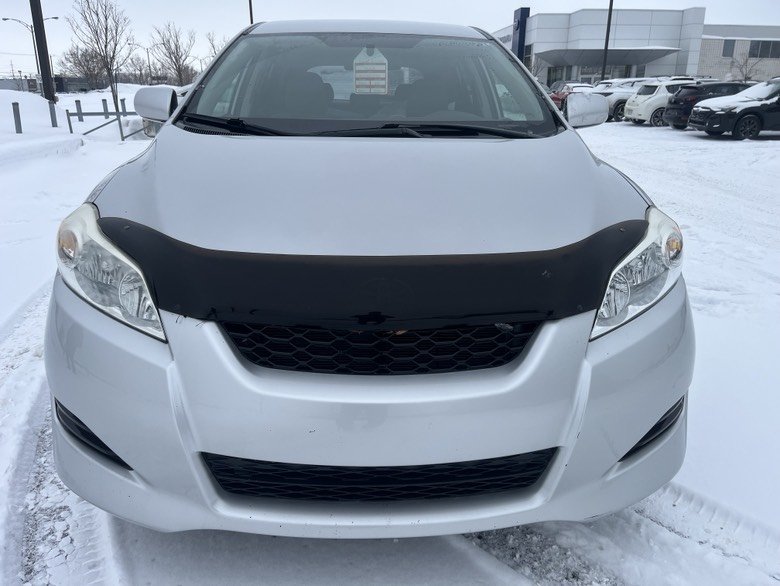 2010 Toyota Matrix XR in Brossard, Quebec - 2 - w1024h768px