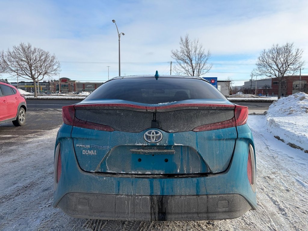2020 Toyota Prius Prime in Brossard, Quebec - 6 - w1024h768px