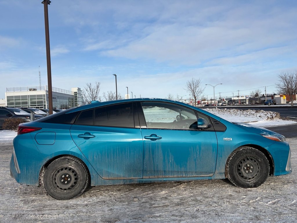 2020 Toyota Prius Prime in Brossard, Quebec - 4 - w1024h768px