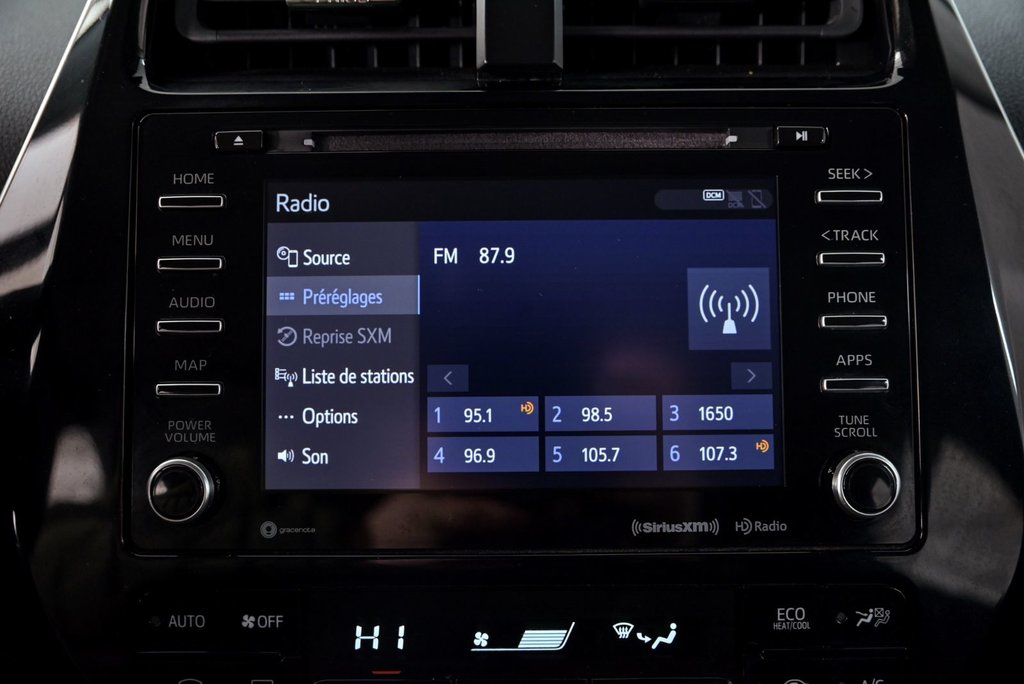 2020 Toyota Prius Prime in Brossard, Quebec - 15 - w1024h768px