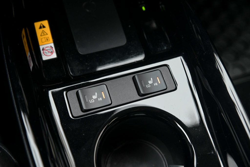 Toyota PRIUS PRIME UPGRADE 2021 à Brossard, Québec - 21 - w1024h768px