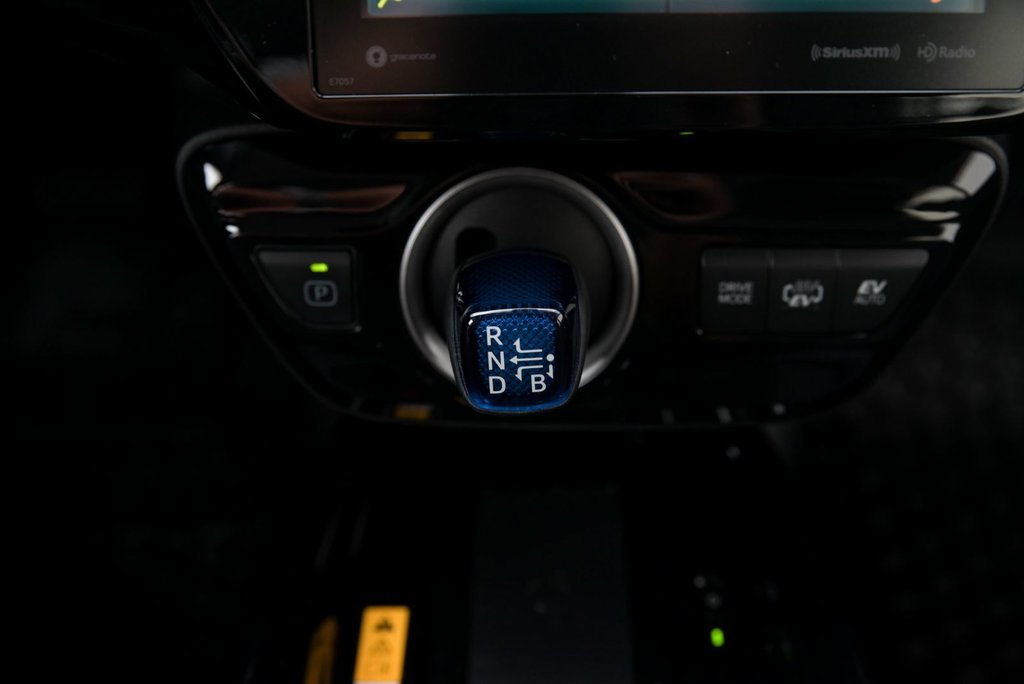 Toyota PRIUS PRIME UPGRADE 2021 à Brossard, Québec - 19 - w1024h768px