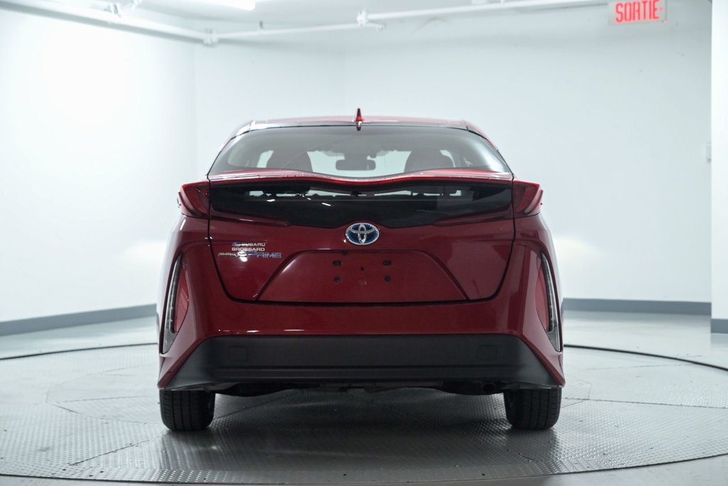 Toyota PRIUS PRIME UPGRADE 2021 à Brossard, Québec - 2 - w1024h768px