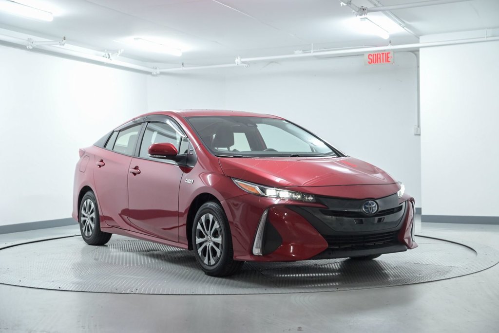 Toyota PRIUS PRIME UPGRADE 2021 à Brossard, Québec - 1 - w1024h768px