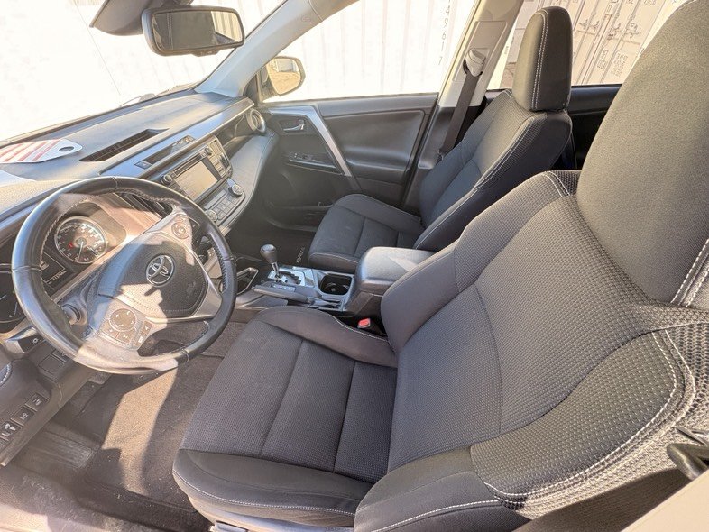 Toyota RAV4 Hybrid LE+ 2018 à Brossard, Québec - 4 - w1024h768px