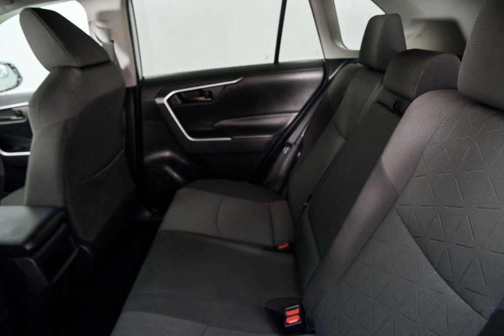 Toyota RAV4 LE 2019 à Brossard, Québec - 23 - w1024h768px