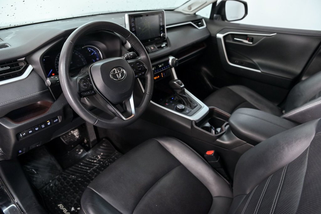 2021 Toyota RAV4 Hybrid Limited in Brossard, Quebec - 13 - w1024h768px