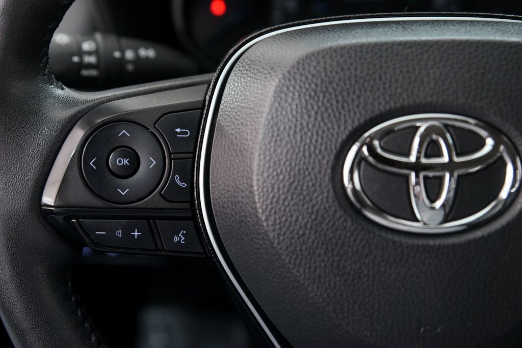 2021 Toyota RAV4 Hybrid Limited in Brossard, Quebec - 17 - w1024h768px