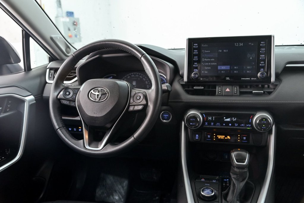 2021 Toyota RAV4 Hybrid Limited in Brossard, Quebec - 26 - w1024h768px