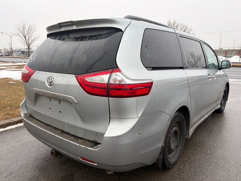 Toyota Sienna LE 2019 à Brossard, Québec - 6 - w1024h768px