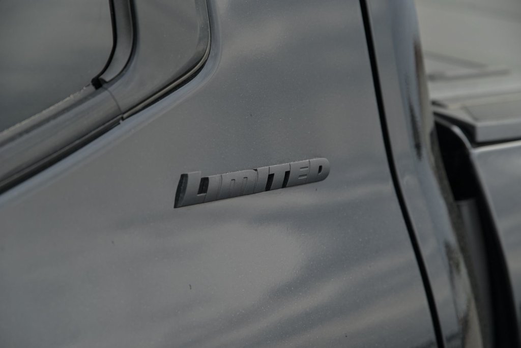 2024 Toyota Tundra Limited in Brossard, Quebec - 7 - w1024h768px