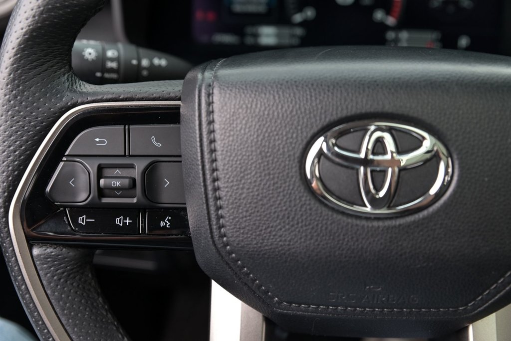 2024 Toyota Tundra Limited in Brossard, Quebec - 17 - w1024h768px